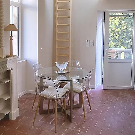 Сasa de vacaciones Maison De Vignes En Plein Coeur De Millau